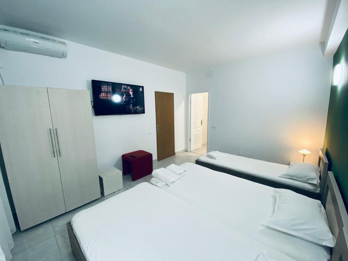 Royal Accommodation Bükreş Dış mekan fotoğraf